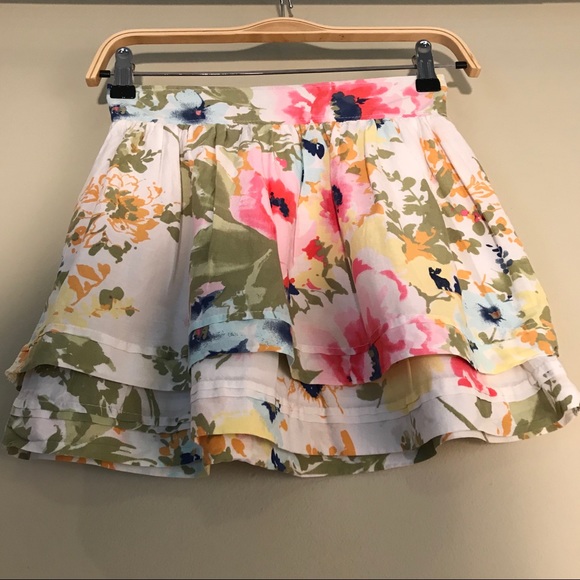 Abercrombie & Fitch Dresses & Skirts - White Multicolored Floral Ruffle Short Skirt
